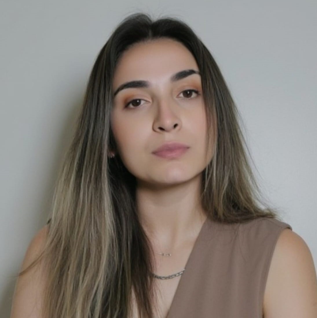 Julia Oliveira, Engenheira Civil
